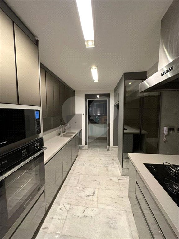 Apartamento à venda com 3 quartos, sendo 1 suíte, em Pompéia, São Paulo, SP