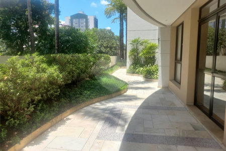 Apartamento à venda com 3 suítes em Vila Pompéia, São Paulo, SP