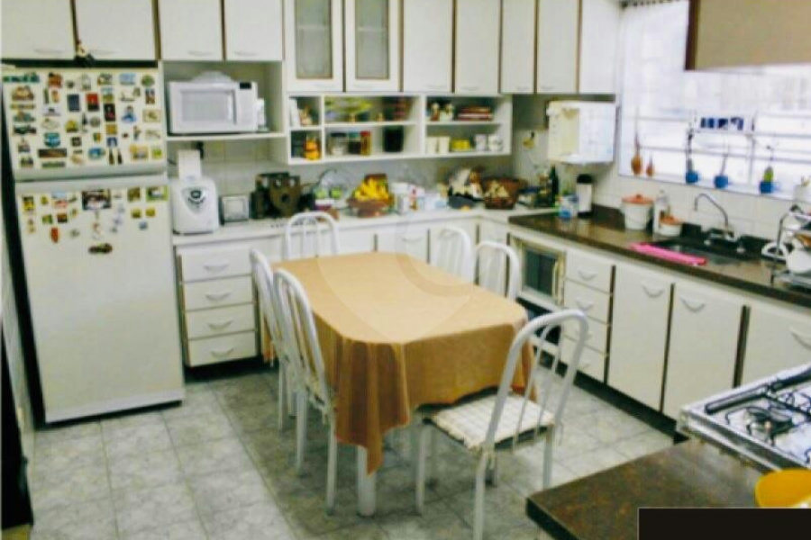 Sobrado à venda com 3 quartos, sendo 1 suíte, em Jabaquara, São Paulo, SP