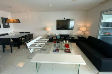 Apartamento à venda com 3 suítes em Vila Romana, São Paulo, SP