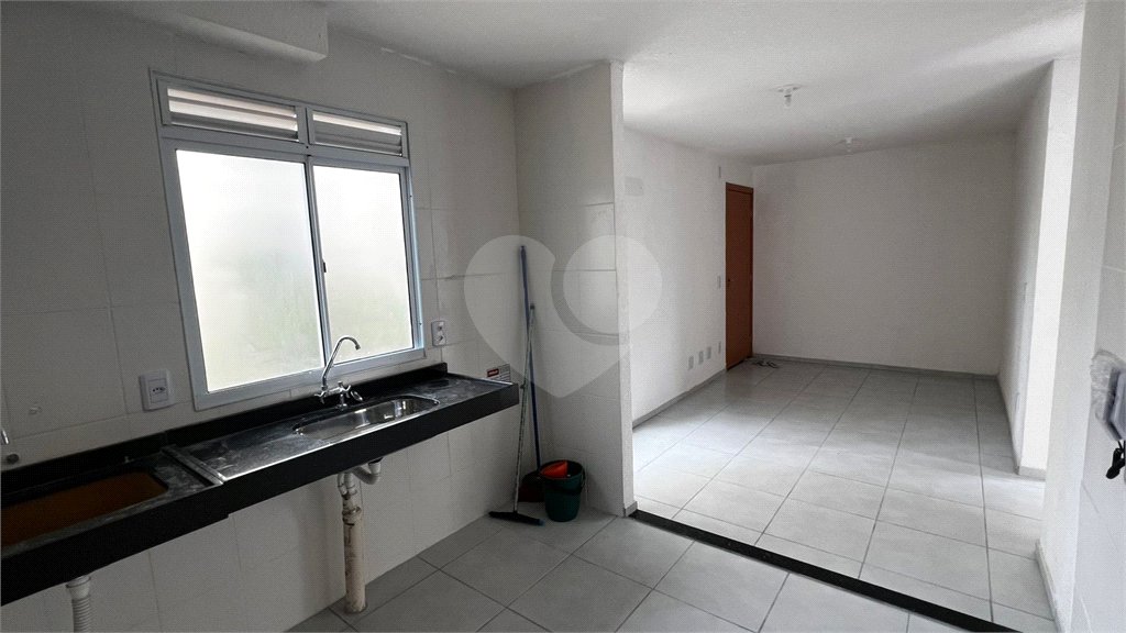 Apartamento à venda com 2 quartos em Paciência, Rio de Janeiro, RJ