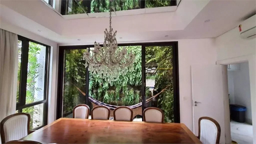 Casa à venda com 3 suítes no condomínio Metropolitan, São Paulo - SP