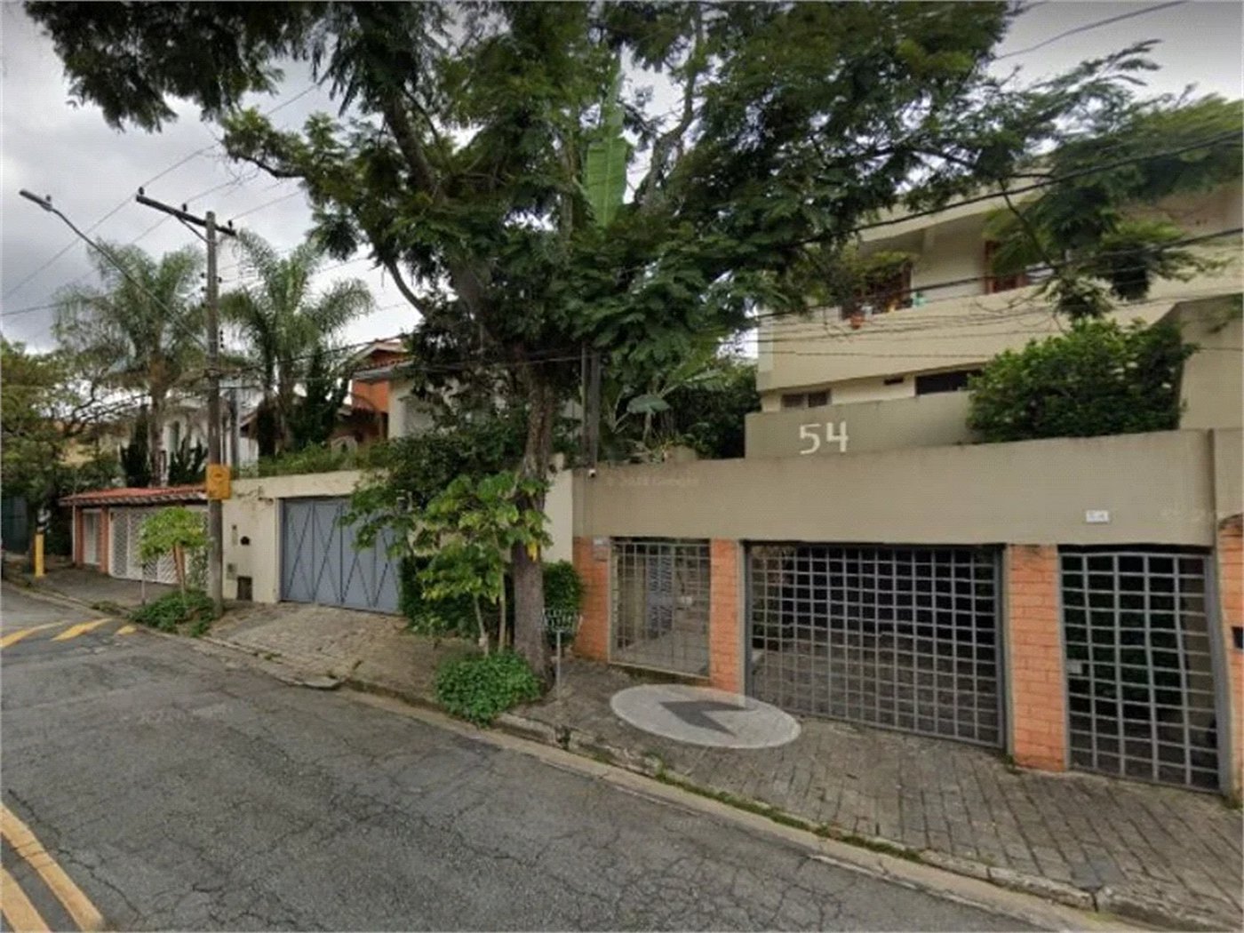 Terreno à venda com 20 quartos, sendo 10 suítes, em Vila Sônia, São Paulo, SP