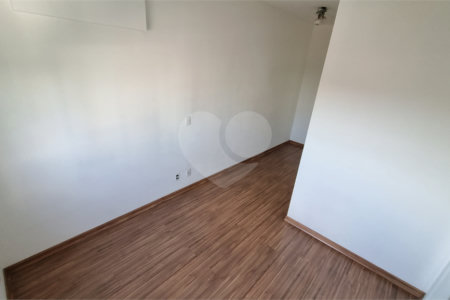 Apartamento à venda com 3 suítes em Santa Teresinha, São Paulo, SP
