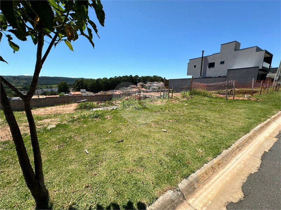 Terreno à venda no condomínio Bosque da Mata, Valinhos - SP