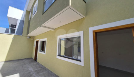 Casa à venda com 2 suítes em Parque Jaçatuba, Santo André, SP