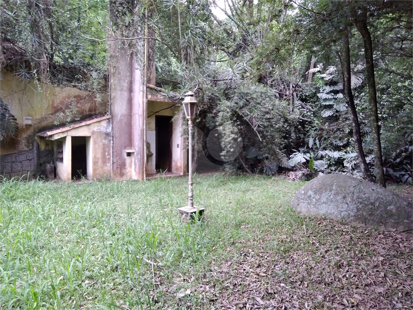 Casa à venda com 5 quartos, sendo 1 suíte, em Mantiqueira, Mairiporã, SP