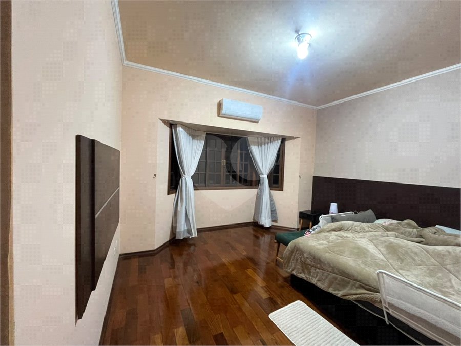 Casa à venda com 3 quartos, sendo 1 suíte, em Parque Santa Marta, São Carlos, SP