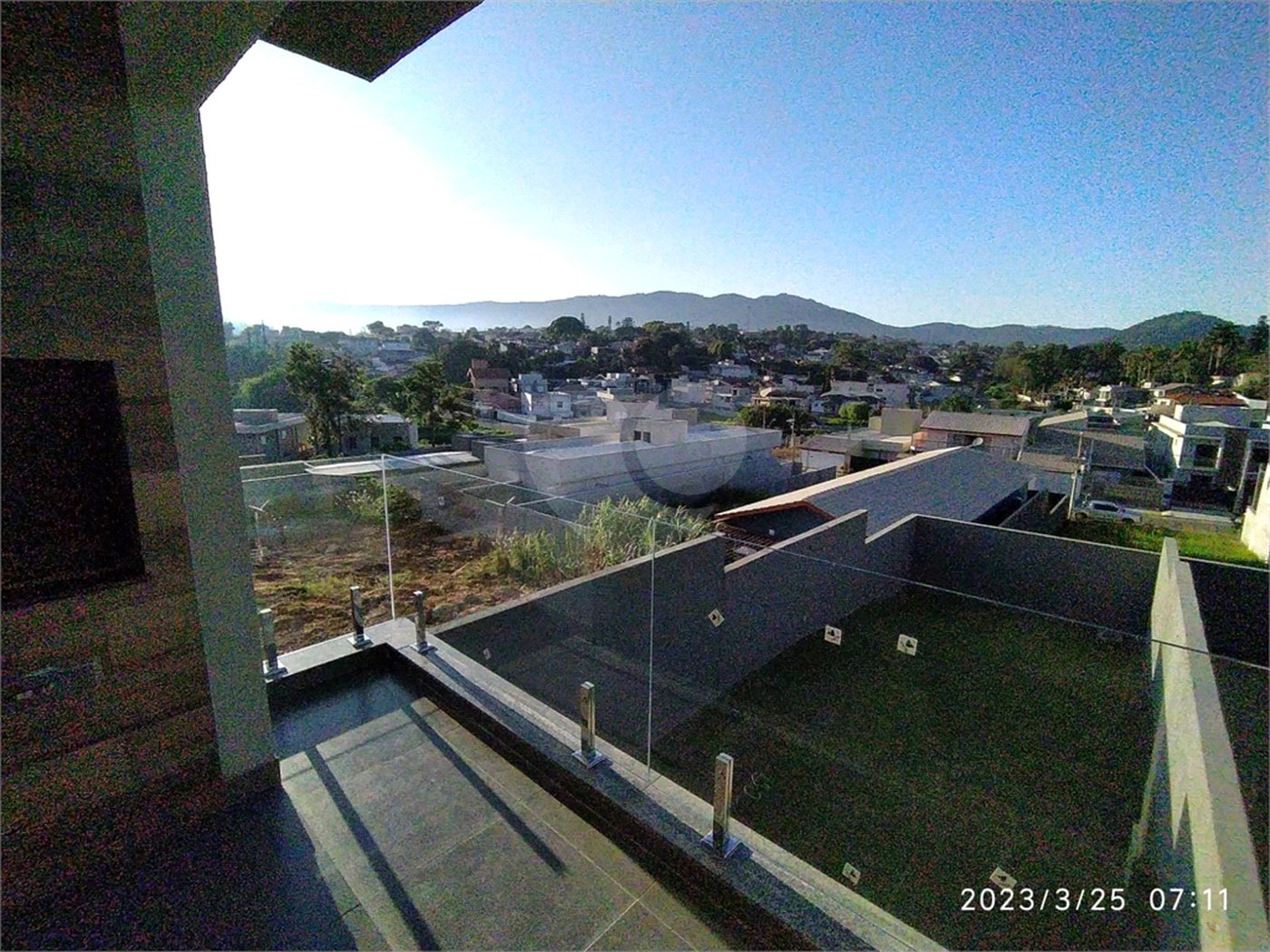 Sobrado à venda com 3 suítes em Jardim do Lago, Atibaia, SP