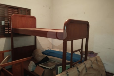 Sobrado à venda com 4 quartos, sendo 1 suíte,  em Vila Xavier (vila Xavier), Araraquara, SP