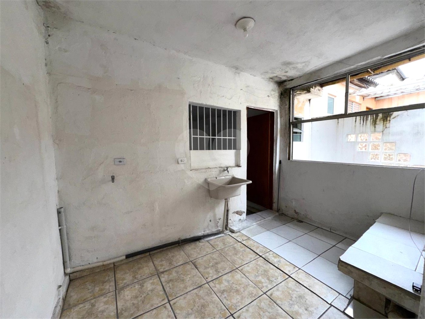 Sobrado à venda com 2 quartos em Vila Antonieta, São Paulo, SP