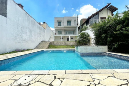 Sobrado 4 quartos 349 m² Vila Oliveira - Mogi das Cruzes - SP