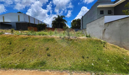 Terreno à venda em Pinheirinho, Vinhedo, SP