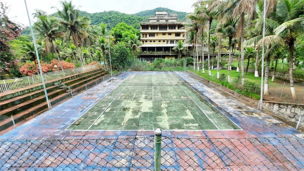 Casa à venda com 11 quartos, sendo 6 suítes, em Taquara, Rio de Janeiro, RJ