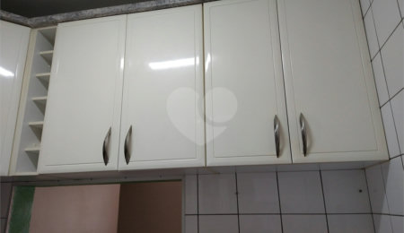 Apartamento à venda com 3 quartos, sendo 1 suíte,  em Vila Rubens, Mogi das Cruzes, SP