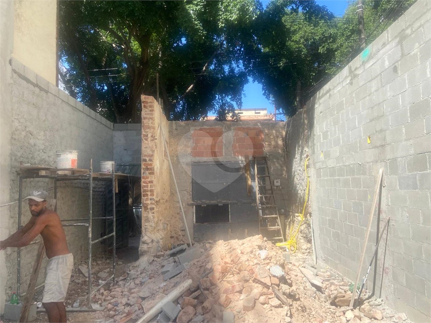 Terreno à venda com 1 suíte, em Maracanã, Rio de Janeiro, RJ