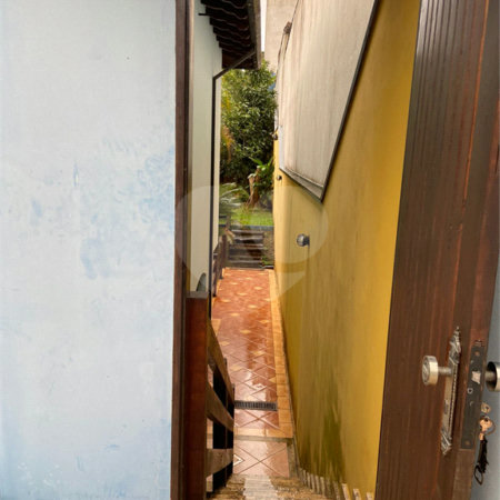 Sobrado à venda com 4 quartos, sendo 1 suíte,  em Vila Suissa, Mogi das Cruzes, SP