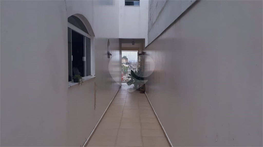 Sobrado à venda com 3 quartos, sendo 1 suíte,  em Vila Caputera, Mogi das Cruzes, SP