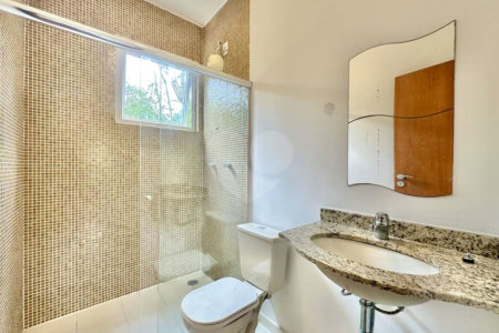 Casa à venda com 4 suítes no condomínio Recanto Impla, Carapicuíba - SP