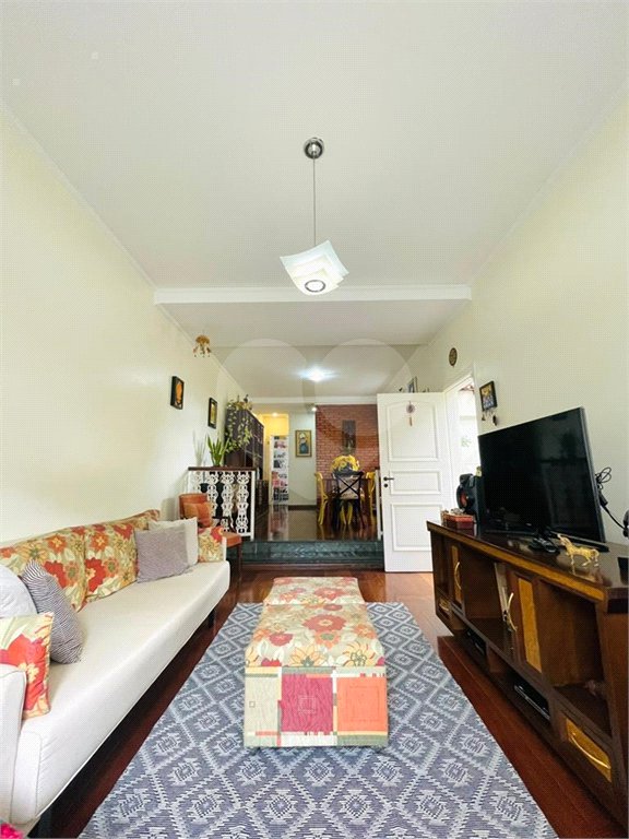 Villagio à venda com 4 quartos, sendo 2 suítes, em Saúde, São Paulo, SP