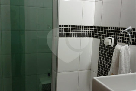 Sobrado à venda com 3 quartos, sendo 1 suíte, em Jardim Humaitá, São Paulo, SP