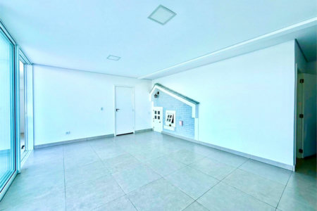 Casa à venda com 4 quartos, sendo 3 suítes, no condomínio Village Araçoiaba, Araçoiaba da Serra - SP