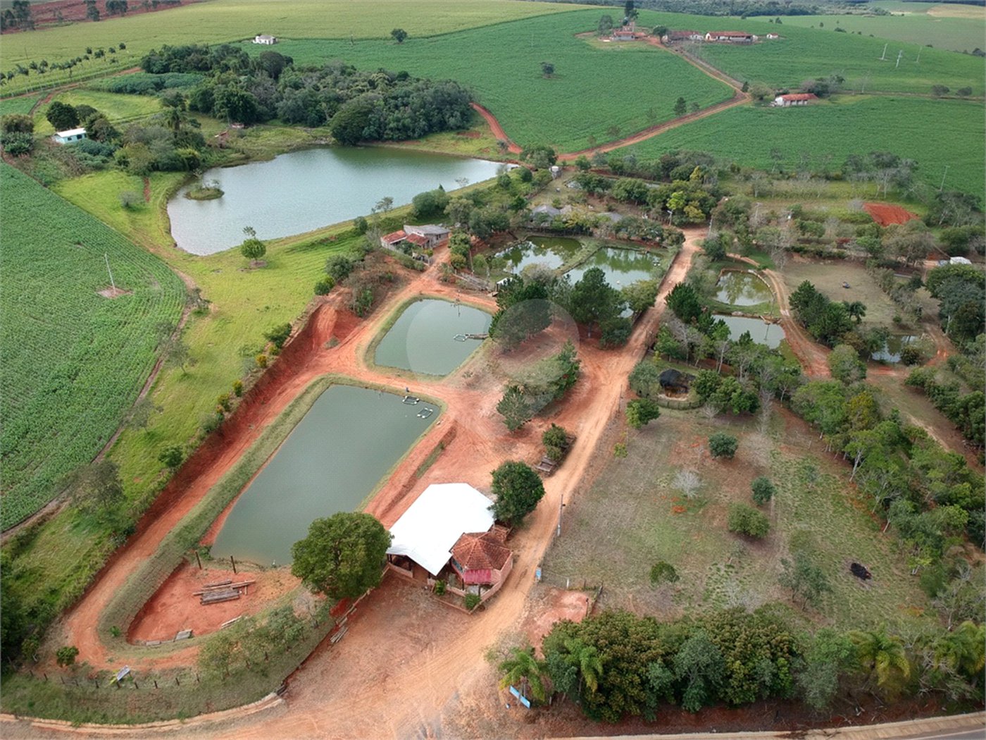Terreno à venda com 4 quartos no condomínio Recanto dos Passaros, São Miguel Arcanjo - SP