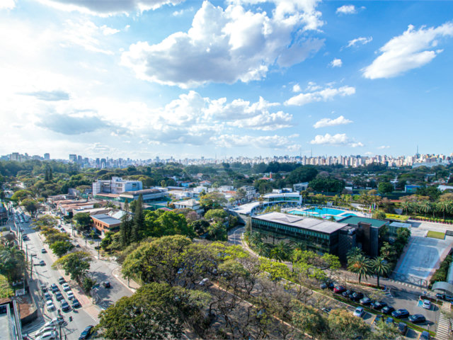 Apartamento à venda com 4 suítes em Moema, São Paulo, SP