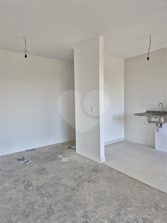 Apartamento à venda com 3 quartos, sendo 1 suíte, em Vila Anastácio, São Paulo, SP