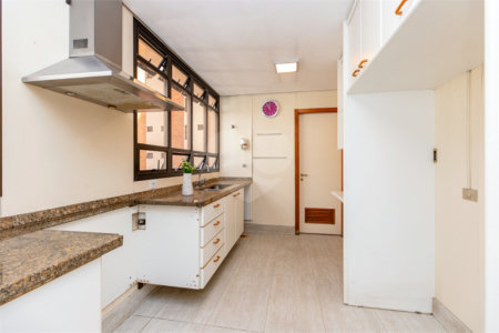 Apartamento à venda com 4 quartos, sendo 2 suítes, em Brooklin, São Paulo, SP
