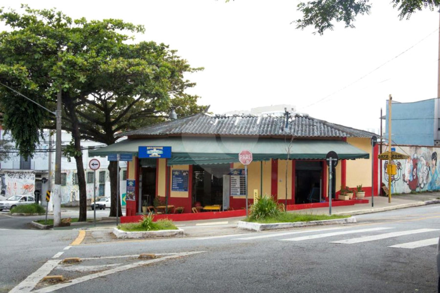 Casa de Vila à venda com 3 quartos em Lapa, São Paulo, SP
