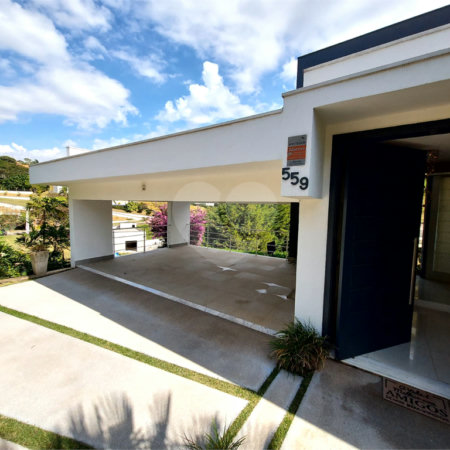 Casa à venda ou para alugar com 4 suítes no condomínio Jardim Primavera, Louveira - SP