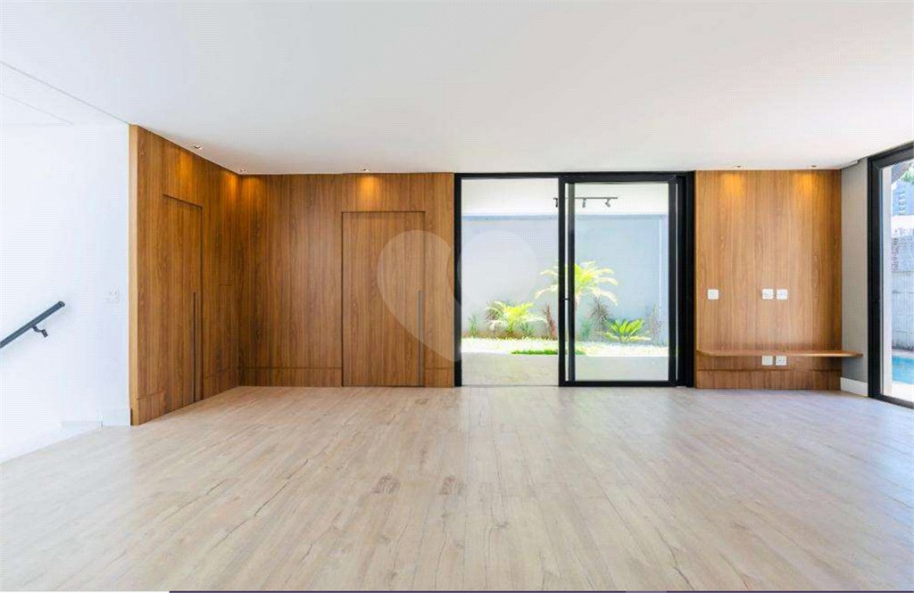 Casa à venda com 3 suítes no condomínio Boulevard Ibirapuera, São Paulo - SP