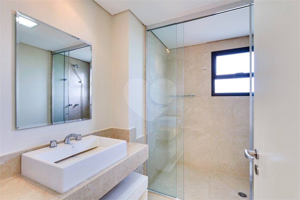 Apartamento para alugar com 4 suítes em Santo Amaro, São Paulo, SP