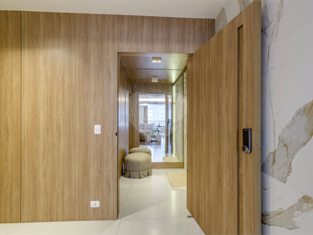 Apartamento à venda com 4 quartos, sendo 2 suítes,  em Campo Belo, São Paulo, SP