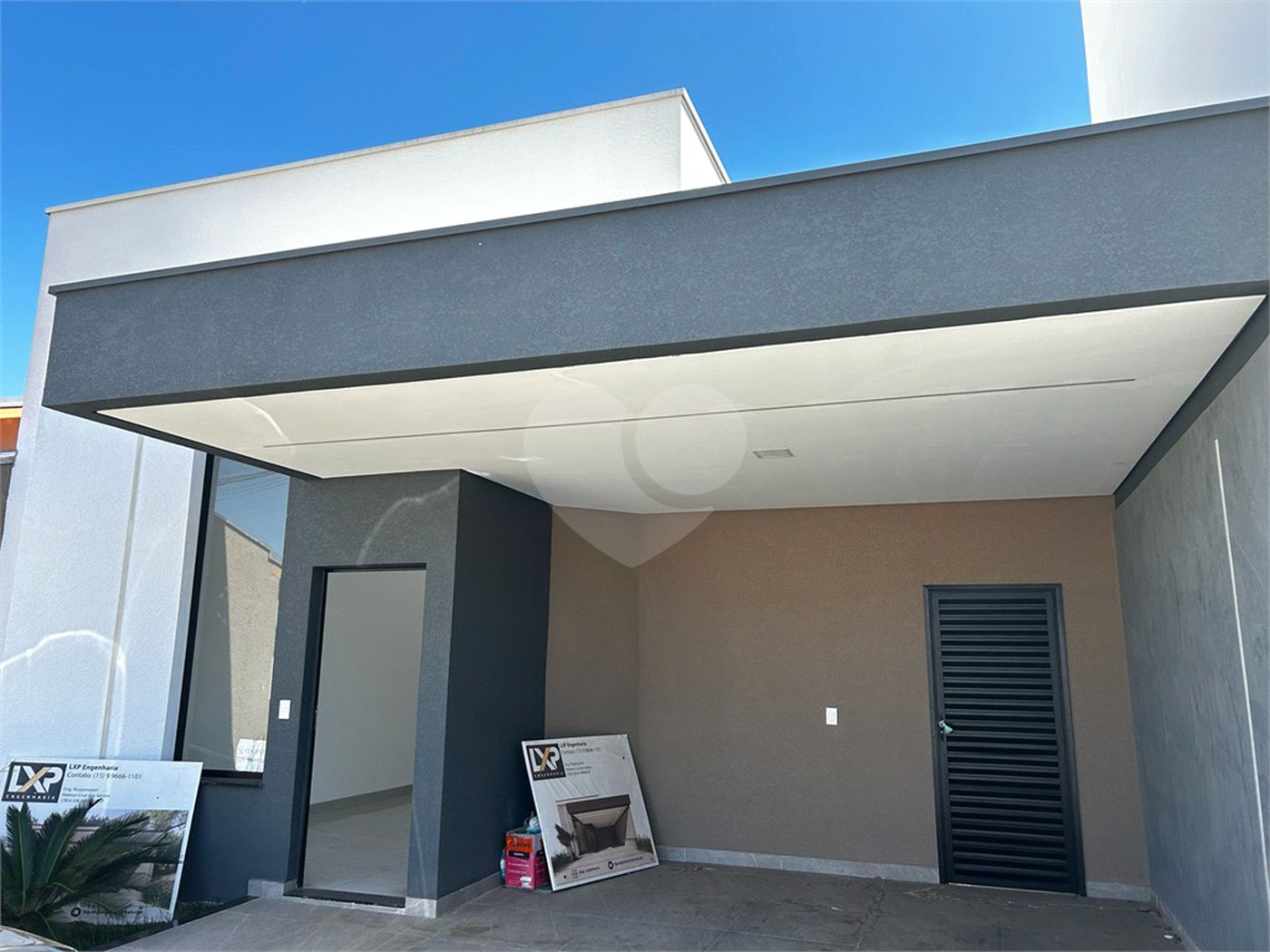 Casa à venda com 2 quartos, sendo 1 suíte,  no condomínio Residencial Marina, Itapetininga - SP