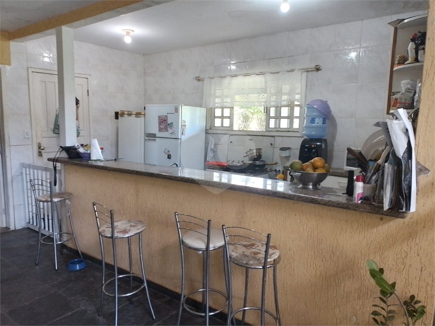 Sítio à venda com 4 quartos, sendo 3 suítes, em Caxito, Maricá, RJ