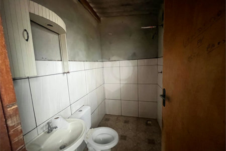 Casa à venda com 1 quarto em Vila Camarão, Itapetininga, SP
