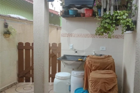 Casa à venda com 2 quartos em Jardim Savoy, Itanhaém, SP