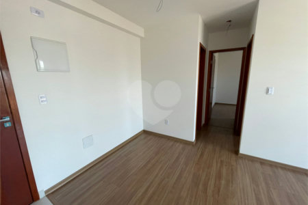 Apartamento à venda com 2 quartos, sendo 1 suíte,  em Parada Inglesa, São Paulo, SP