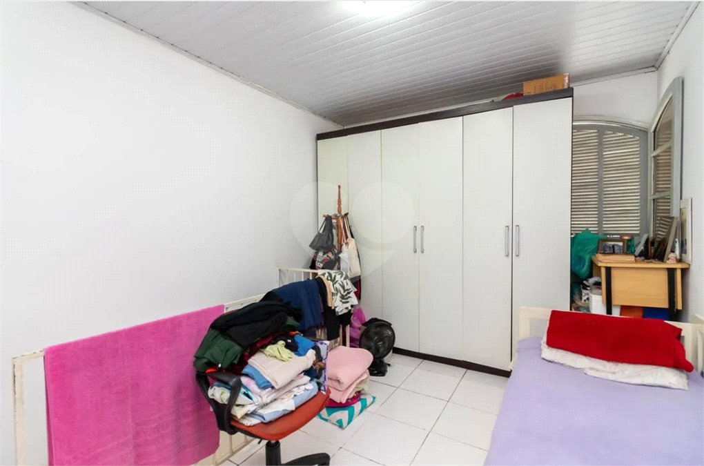 Sobrado à venda com 2 quartos, sendo 1 suíte, em Chora Menino, São Paulo, SP