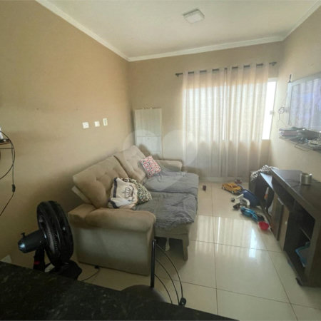 Sobrado à venda com 3 quartos, sendo 1 suíte, em Jardim Brasília, Três Lagoas, MS