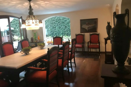 Casa à venda com 5 quartos, sendo 2 suítes, em Jardim Everest, São Paulo, SP