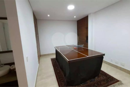 Casa à venda com 3 suítes no condomínio Metropolitan, São Paulo - SP