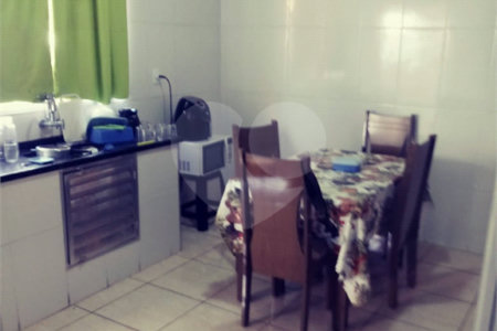 Sobrado à venda com 5 quartos em João Aranha, Paulínia, SP