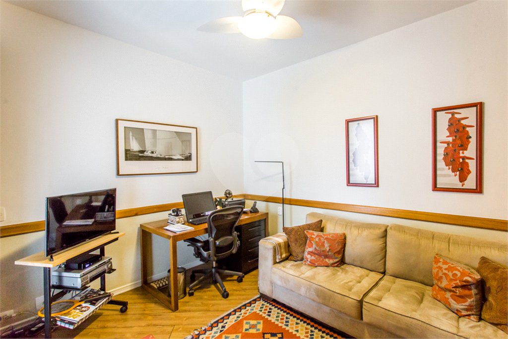 Apartamento à venda com 4 suítes em Real Parque, São Paulo, SP