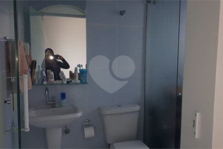 Sobrado à venda com 3 quartos, sendo 1 suíte,  em Vila Caputera, Mogi das Cruzes, SP