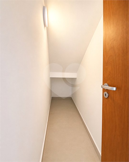 Casa à venda com 3 suítes no condomínio Via Castelli, Louveira - SP