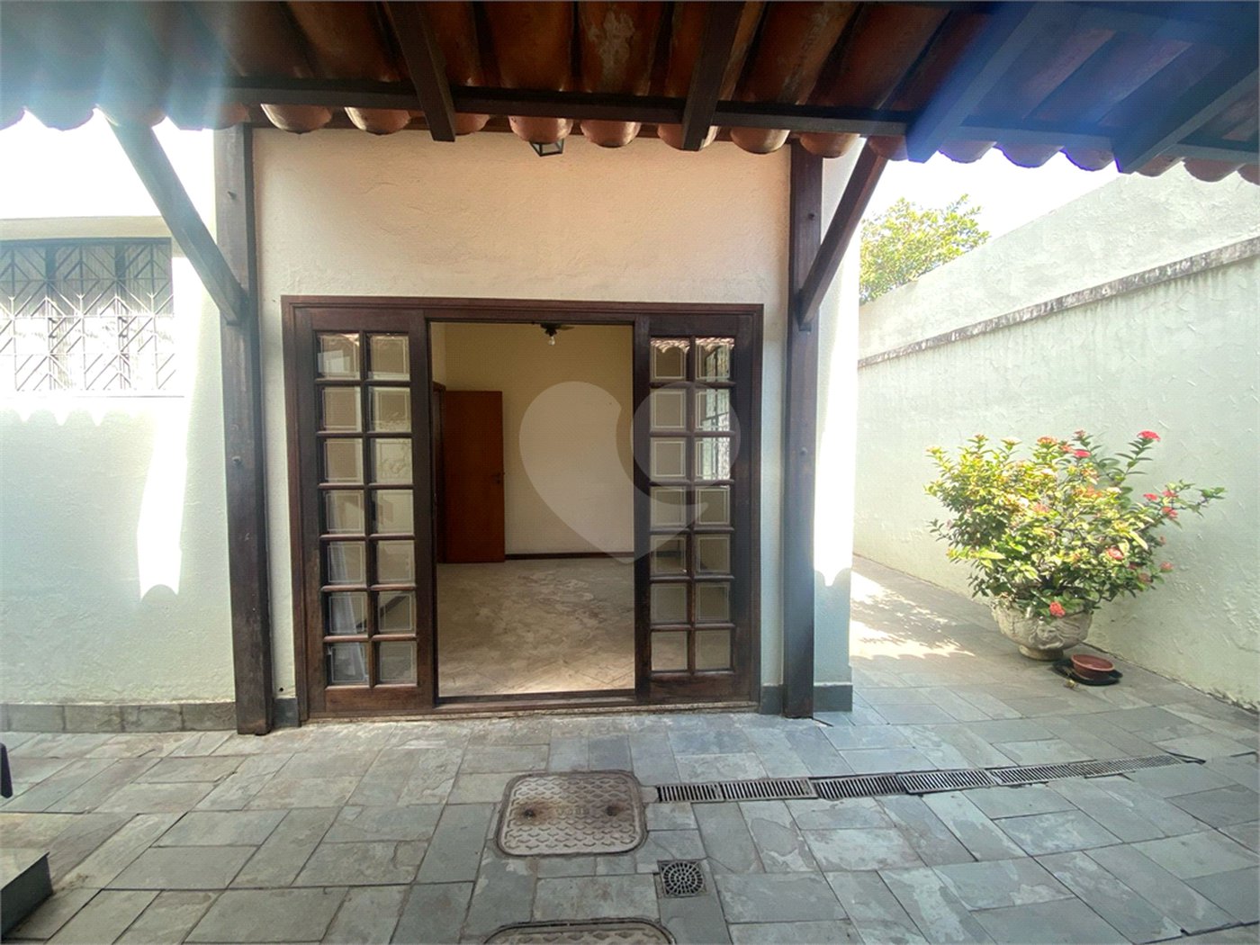 Casa à venda ou para alugar com 3 quartos, sendo 1 suíte, em Campo Grande, Rio de Janeiro, RJ