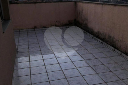 Apartamento à venda com 2 quartos em Jardim Dayse, Ferraz de Vasconcelos, SP